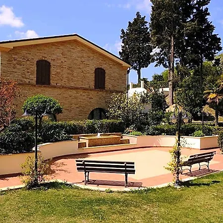 L'antico Uliveto Hotel 4*